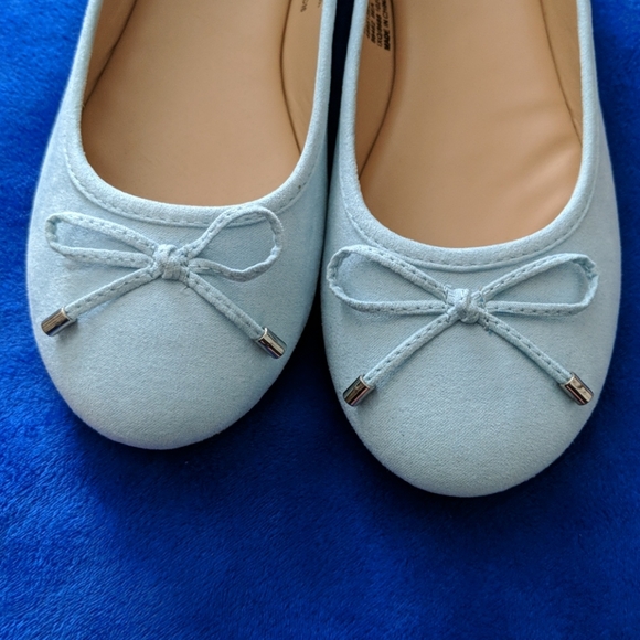 Baby Blue Flats (Size 8) New - Picture 5 of 6